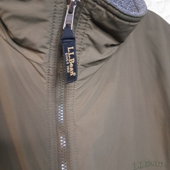 LL Bean Green Full Front Zip Coat Men's Regular Large - Picture 2 of 4